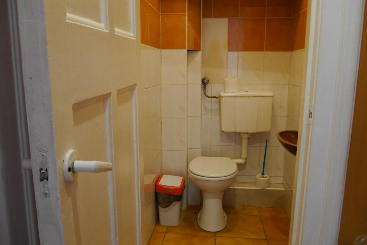 Apartment On Svobody Avenue Λβιβ Εξωτερικό φωτογραφία