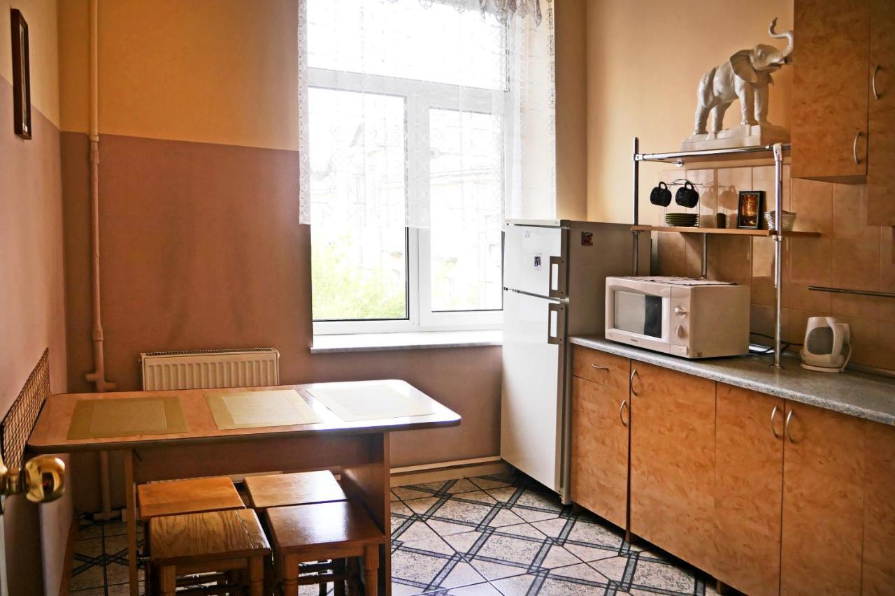 Apartment On Svobody Avenue Λβιβ Εξωτερικό φωτογραφία